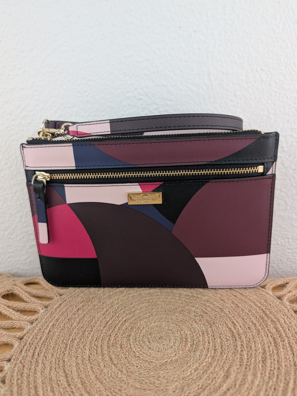 Kate Spade Laurel Way Multi‑Color Geometric Spotlight Tinie Wristlet Pink Purple
